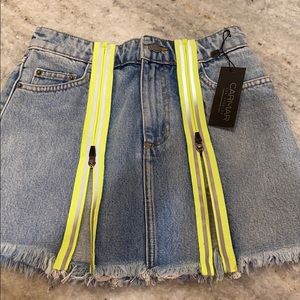 Brand new carmar skirt size 26